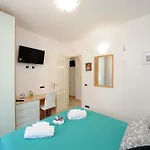 L'ancora Di *
